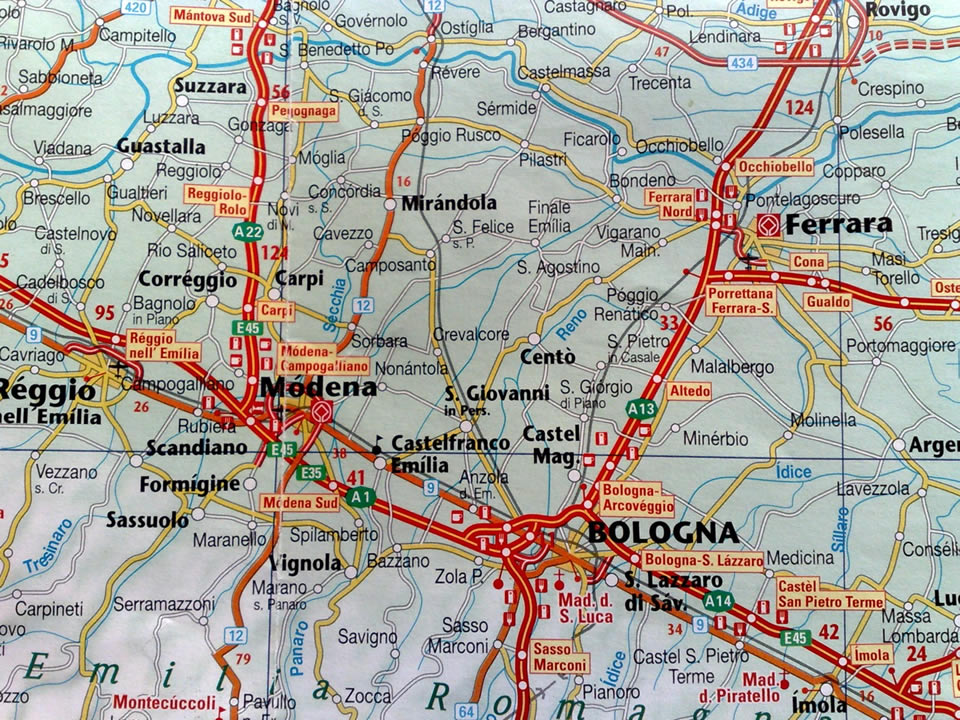 tourist map of ferrara italy