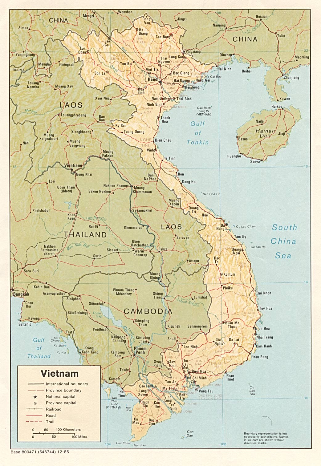 physique carte du vietnam