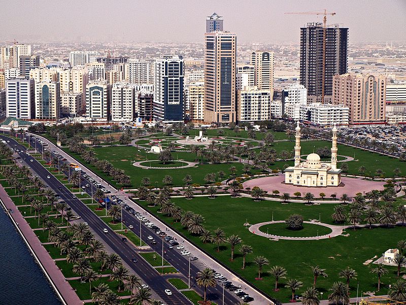 Abu Dhabi Corniche horizon