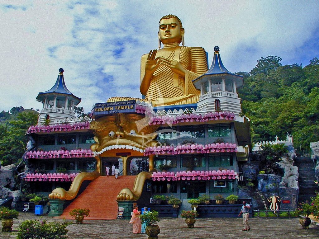 dambulla cave temple sri lanka