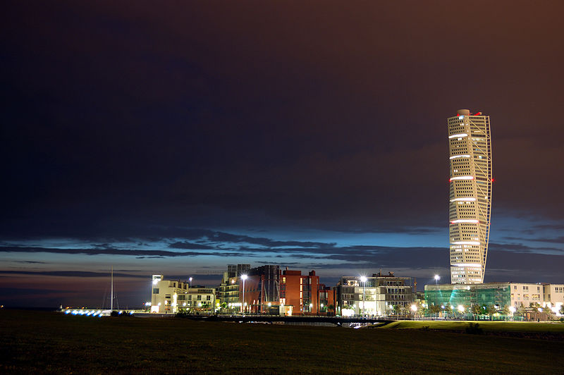 Turning torso Suede