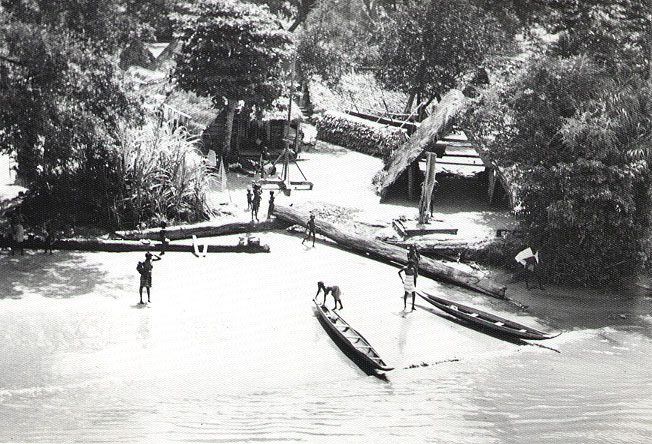 Maroon village surinam 1955