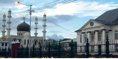 Synagoge mosquee surinam